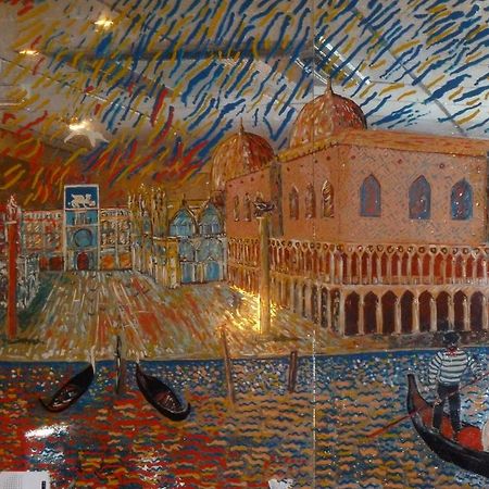 בירקנהד Villa Venezia מראה חיצוני תמונה