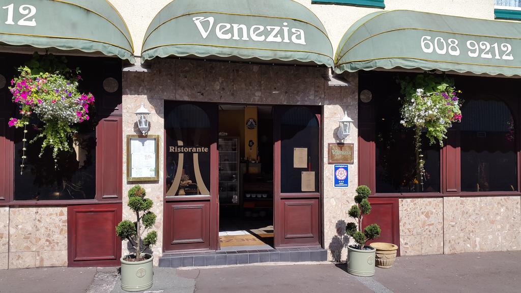 בירקנהד Villa Venezia מראה חיצוני תמונה